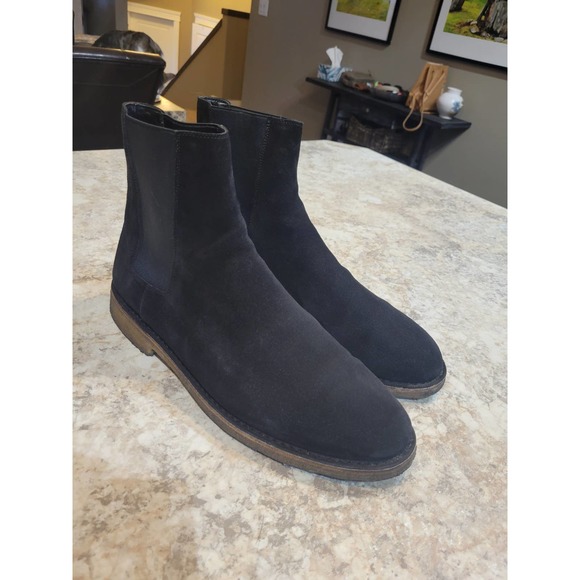 Saint Laurent Black Suede Crepe Sole Chelsea Boot - Picture 1 of 5